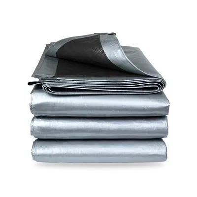 Môžu sa polyetylénové plachty použiť na zakrytie skladovacej jednotky?